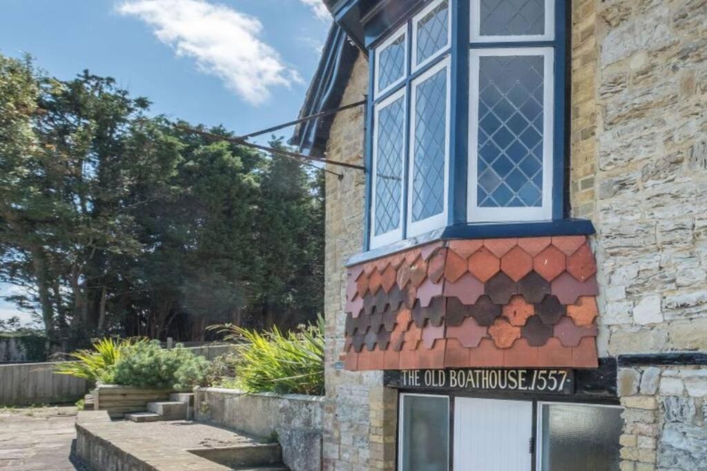 The Old Boat House, Seaview - Seafront Three Bedroom Cottage With Separate Two Bedroom Annexe Eksteriør billede